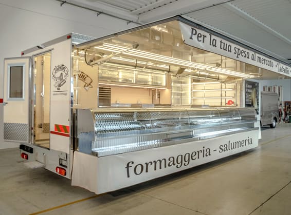 Autonegozi salumi e formaggi