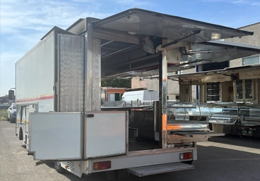 Autonegozio usato rosticceria Minonzio